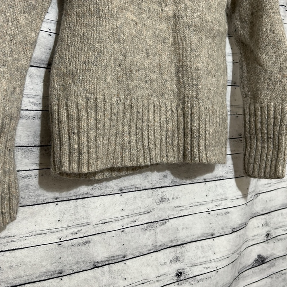 Loft sweater - Picture 3 of 9